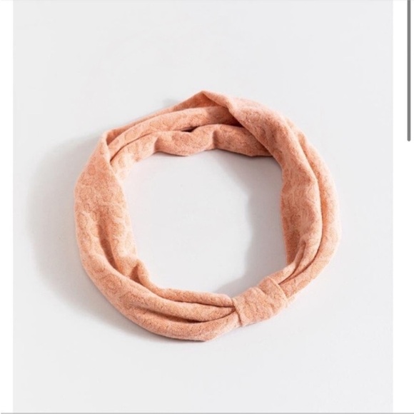 Urban Outfitters Set of 2 Headbands New Without Tags. - Picture 4 of 5